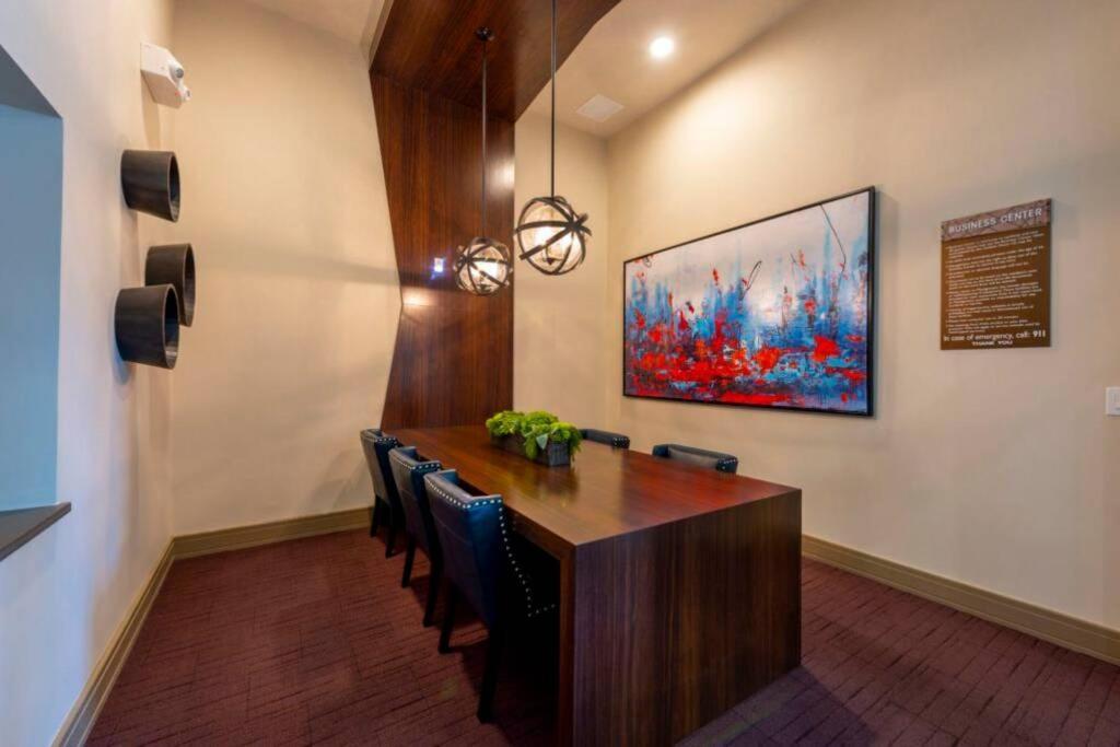 Daire New Apart Downtown - 5min Stadium/parks/museum Houston