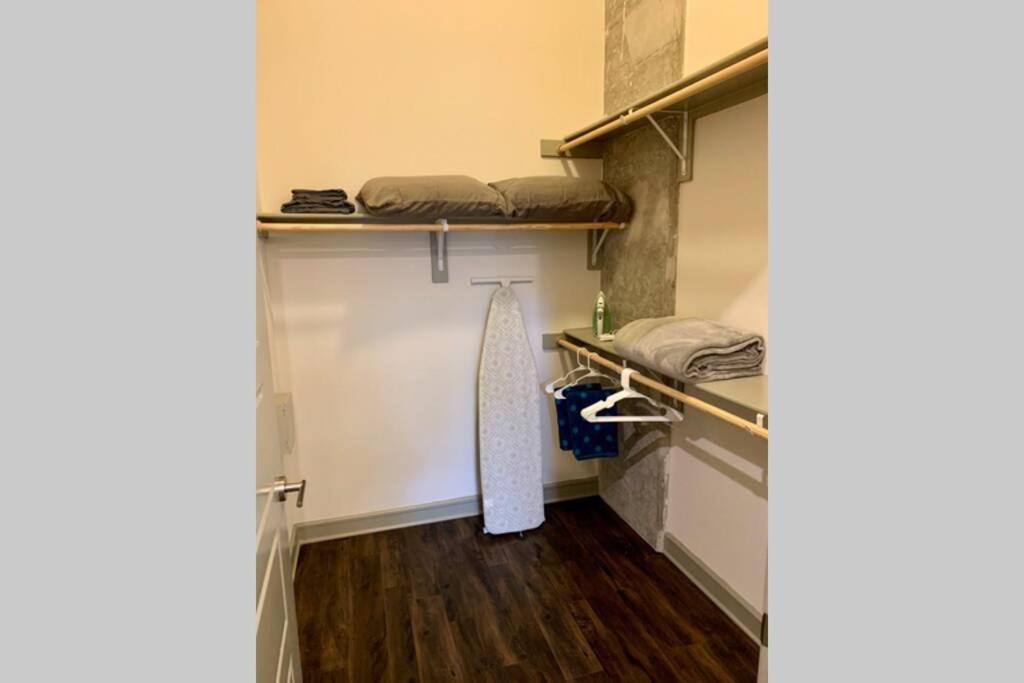 Daire New Apart Downtown - 5min Stadium/parks/museum Houston